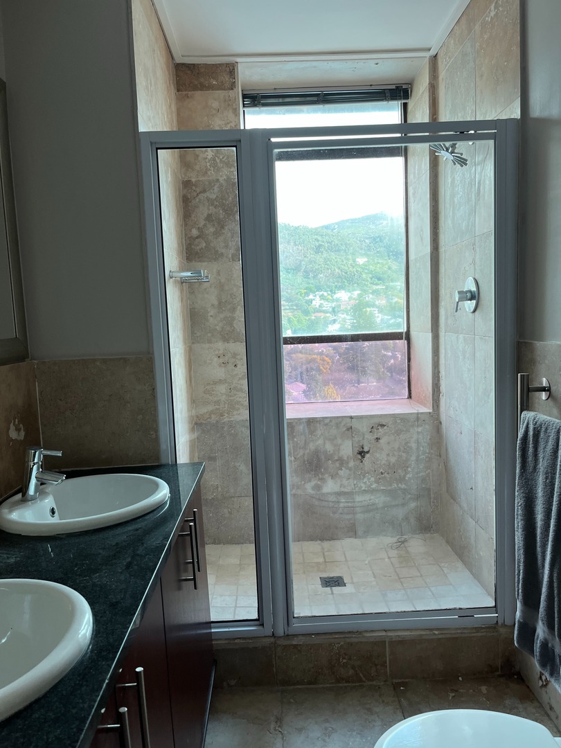 To Let 2 Bedroom Property for Rent in Lemoenkloof Western Cape